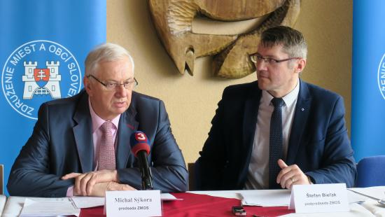 tlacovka_rada.jpg tlacovka_rada.jpg