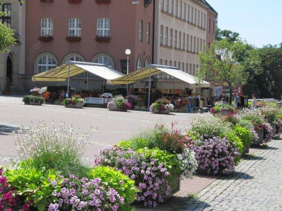 letni-terasa-na-namesti.jpg letni-terasa-na-namesti.jpg