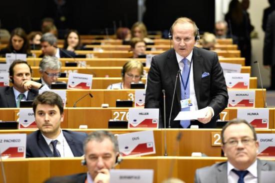 J. Hlinka na 132. plenárnom zasadnutí Výboru regiónov J. Hlinka na 132. plenárnom zasadnutí Výboru regiónov